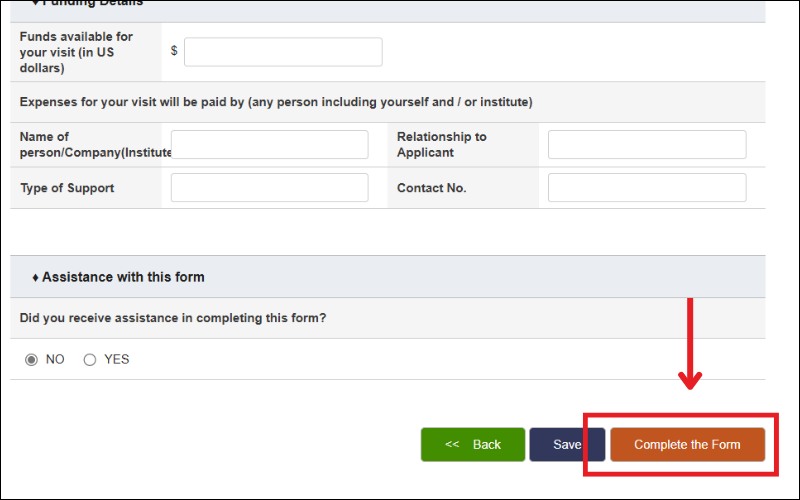 Nhấn Complete the Form để kết thúc quá trình điền đơn online