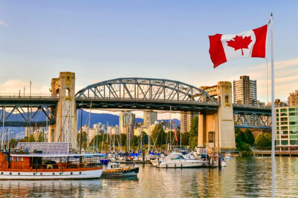 Những lợi ích của dịch vụ xin visa Canada tại Visa Á Âu