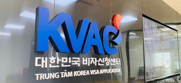 Nộp tại Trung tâm tiếp nhận thị thực Hàn Quốc (KVAC)