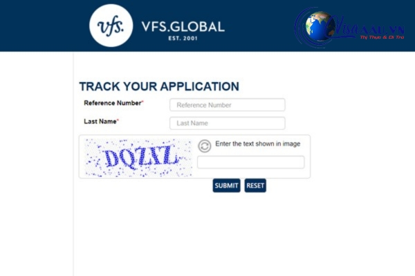 Truy cập vào “Track Your Application” để các trường thông tin bắt buộc