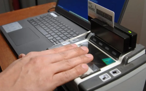 Các bước lấy dấu vân tay xin visa du lịch Canada