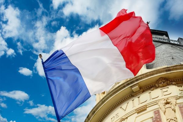 Phỏng vấn visa du lịch Pháp là bước quyết định giúp bạn chạm tay vào tấm vé đến trời Âu